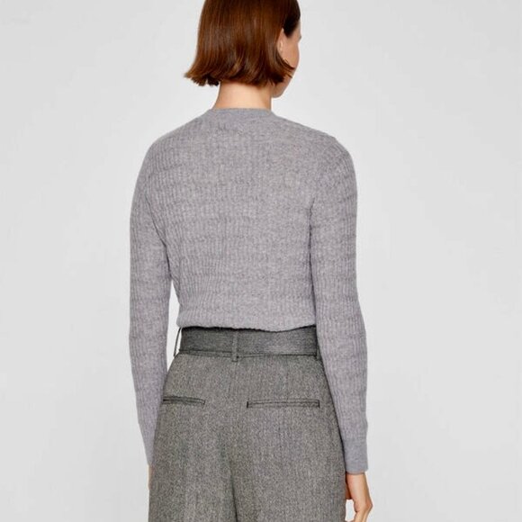Club Monaco Gray 100% Cashmere Sweater - Picture 2 of 9